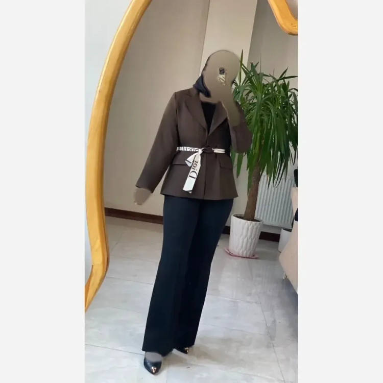 مانتو کتی مزونی کمربند دار دیور جنس بزیاق درجه یک رنگ بندی متنوع سایز 1 و 2