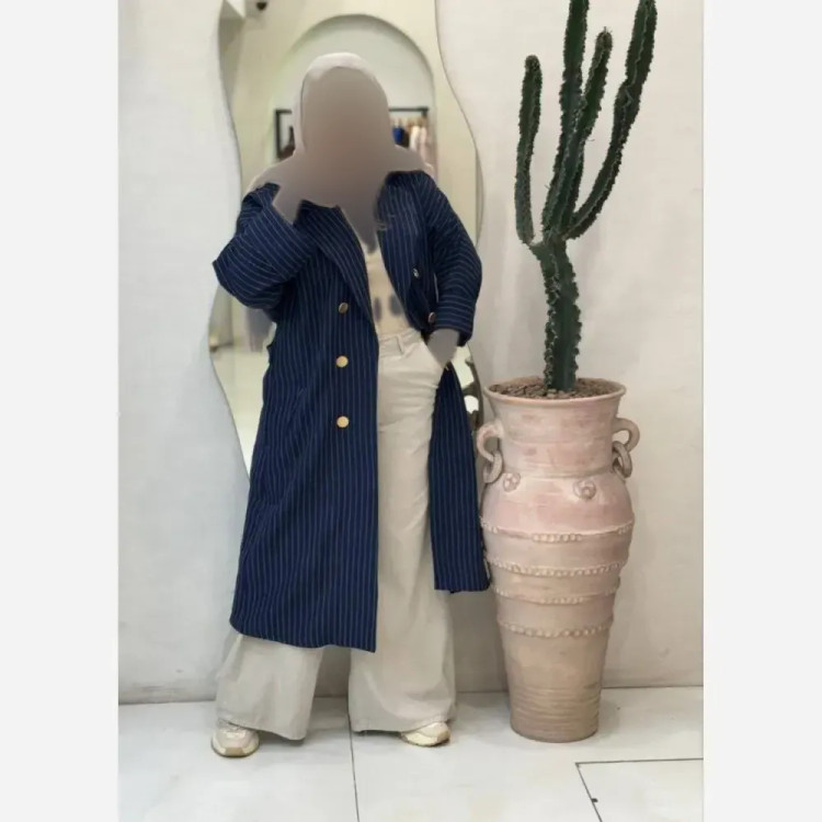 مانتو بلند زنانه شانتون دیپلمات فری سایز رنگ مشکی استخوانی سورمه ای