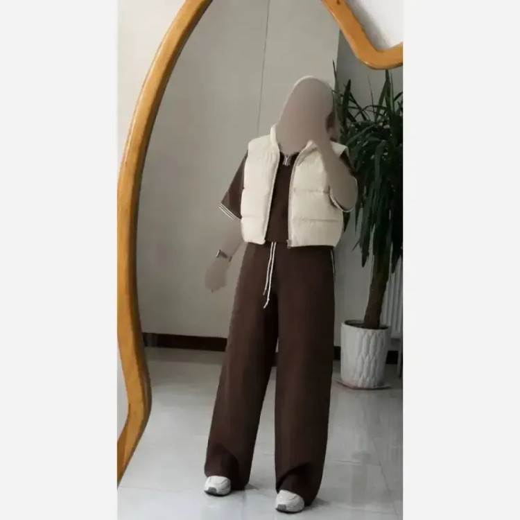 ست تیشرت شلوار زنانه میو میو مانلی جنس کارتیر پلاس سایز فری 38 تا 48 رنگ بندی متنوع