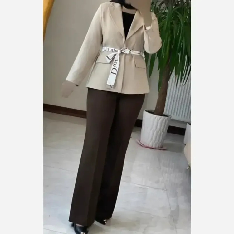 مانتو کتی مزونی کمربند دار دیور Dior جنس بزیاق