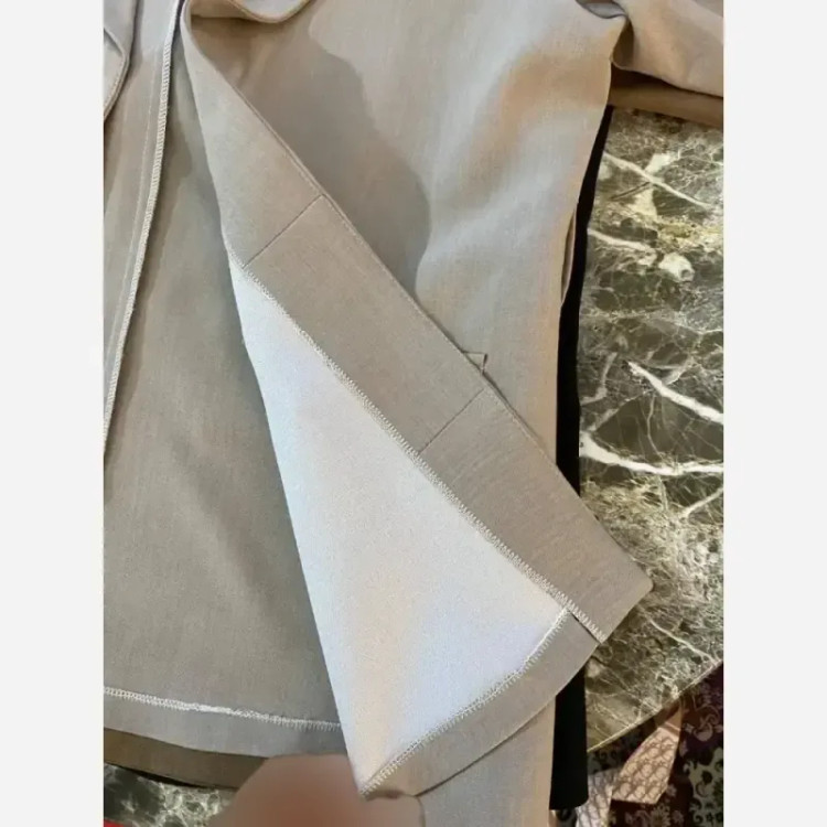 مانتو کتی مزونی کمربند دار دیور Dior جنس بزیاق