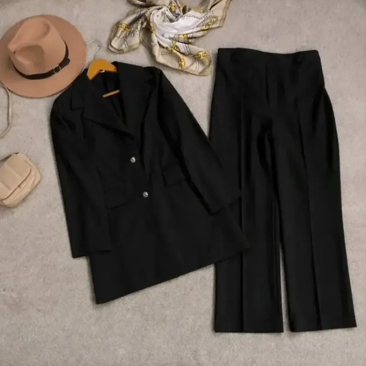 مانتو شلوار اداری فاستونی دکمه دار رنگ بندی متنوع